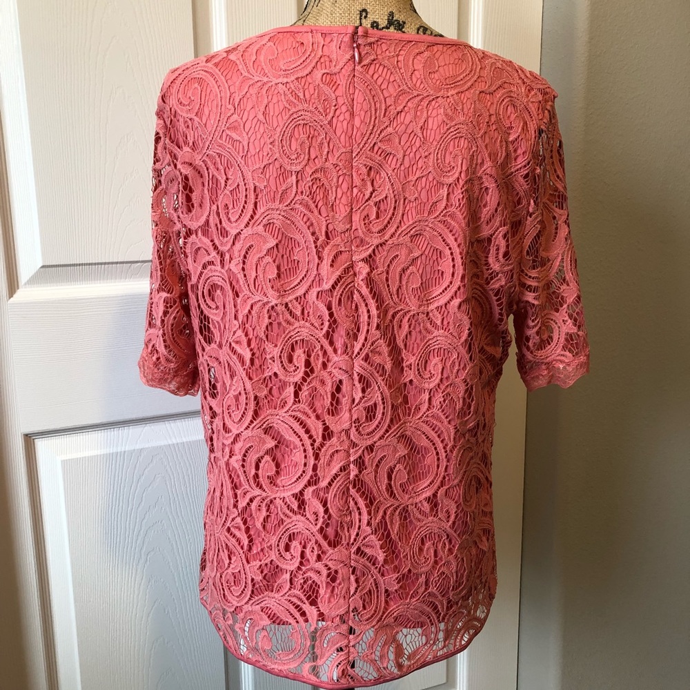 ADRIANNA PAPELL Lace top-NWT - Picture 3 of 8